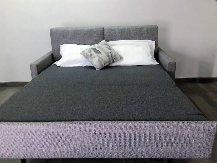 Lovely 1 Bedroom Apartment W/Private Parking 엔세나다 외부 사진