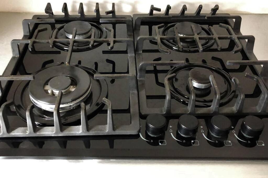 Lovely 1 Bedroom Apartment W/Private Parking 엔세나다 외부 사진
