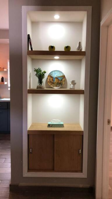 Lovely 1 Bedroom Apartment W/Private Parking 엔세나다 외부 사진
