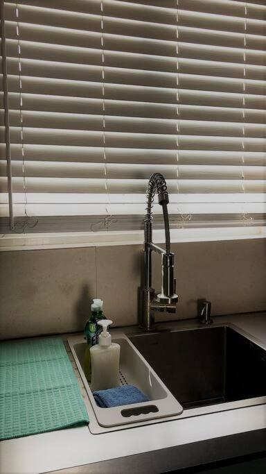 Lovely 1 Bedroom Apartment W/Private Parking 엔세나다 외부 사진